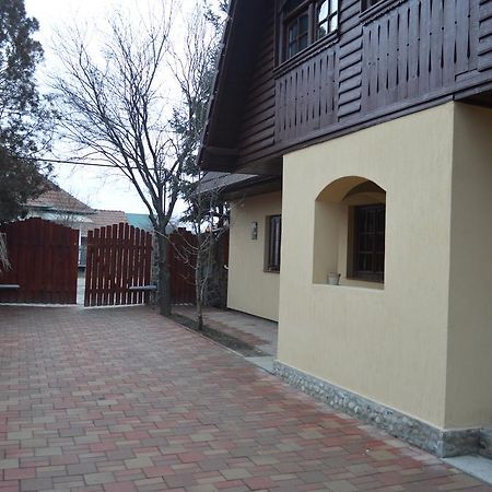 La Mos Pavel Hotel Noslac Exterior foto